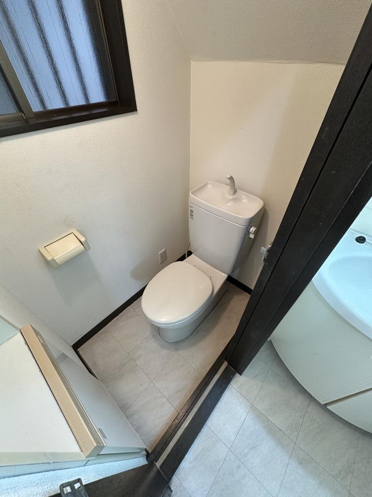 大森中279貸家のトイレ写真