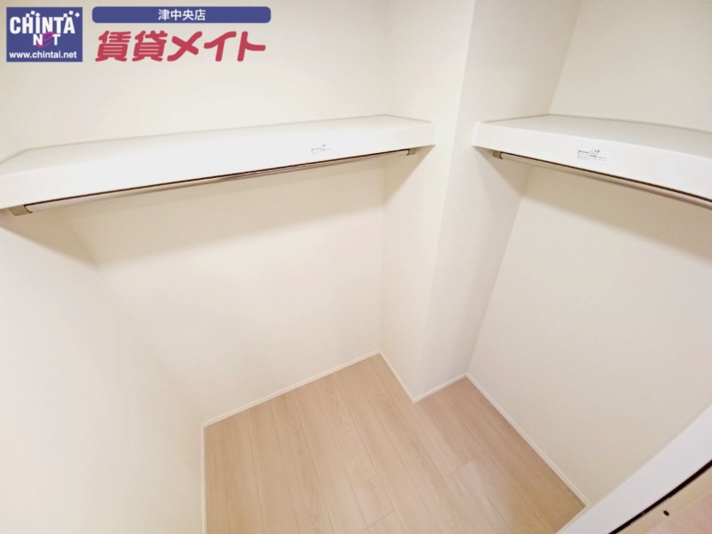 ディーシャンブル南丸之内A棟の内装写真