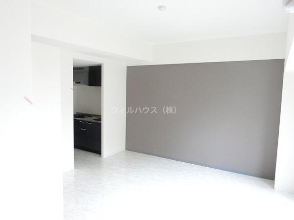 居室・リビング　洋室広々！
