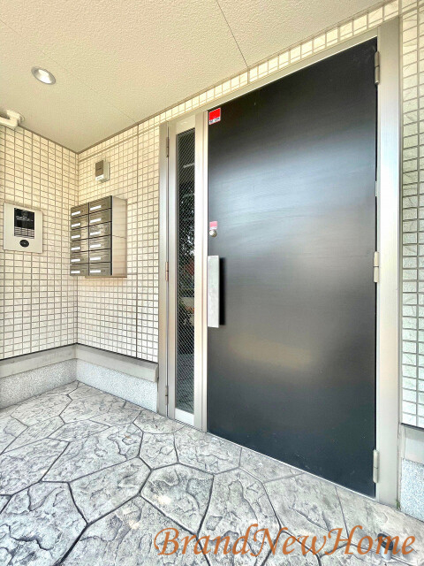 イズミ金岡の外観写真