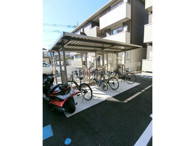 クレストハイムの外観写真