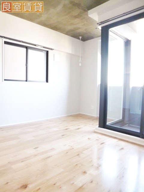 maison spadeの居間写真