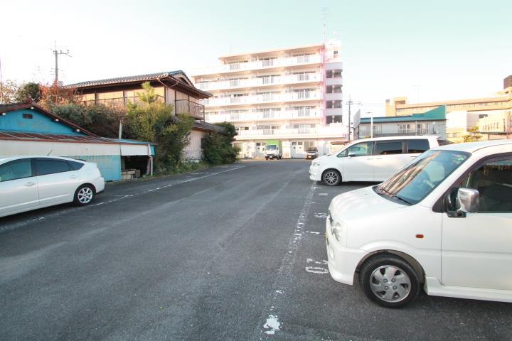 駐車場　駐車場もあります