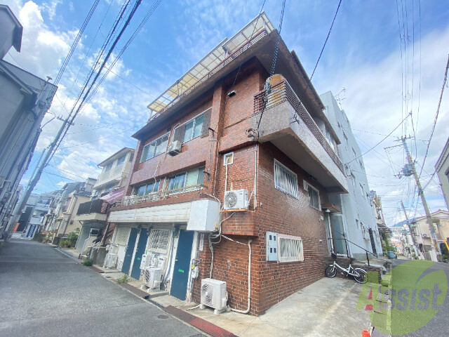 建物外観　しっかりとした建物です。