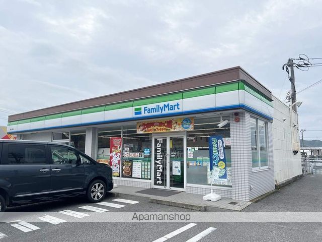 コンビニ　ファミリーマート長船土師店（コンビニ）まで749m