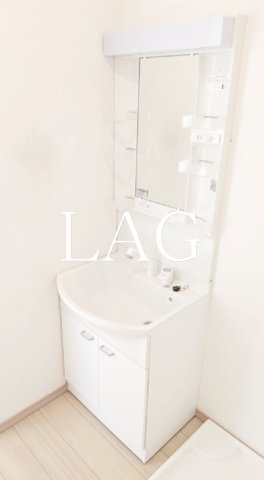洗面設備　洗面台です。