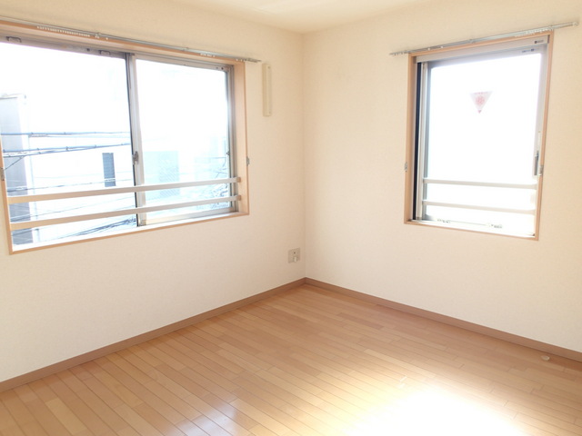居室・リビング　★最上階・南向きの明るいお部屋です★