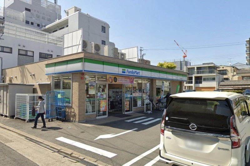 コンビニ　ファミリーマート 中村大宮町店（コンビニ）まで170m