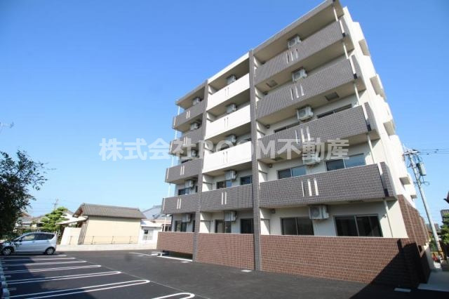 建物外観　きれいな外観です