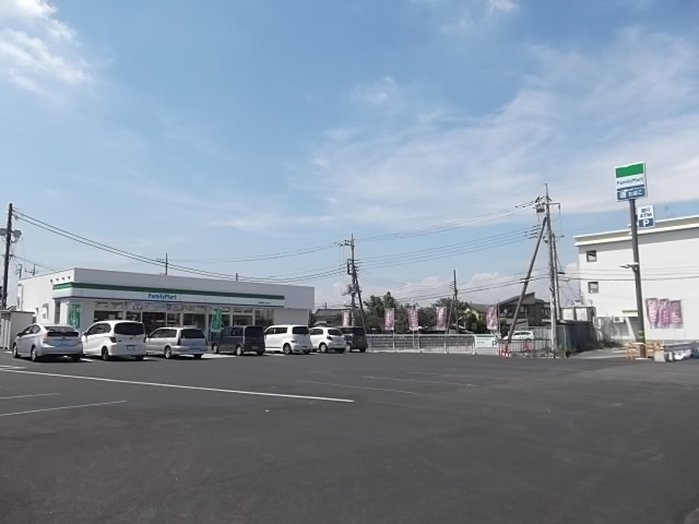 コンビニ　ファミリーマート宇都宮駒生二丁目店（コンビニ）まで600m