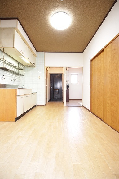 居室・リビング　☆ＤＫ６帖☆