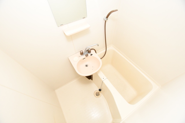 バス・シャワールーム　浴室