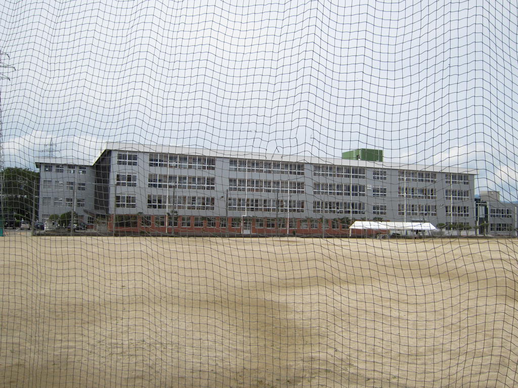 中学校　津山市立津山東中学校（中学校）まで2932m