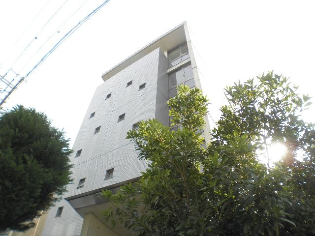 AIROSE芦屋（アイローズ芦屋）の建物外観