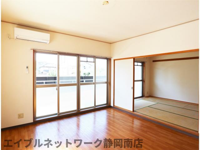 居室・リビング　ゆったりとしたリビングです