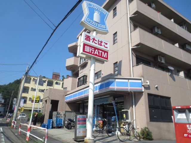 コンビニ　ローソン（コンビニ）まで520m