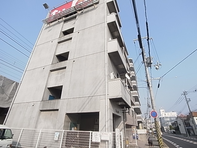 神戸市垂水区塩屋町のマンションの建物外観