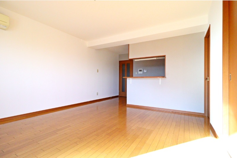 居室・リビング　図面と現状に相違がある場合には現状を優先