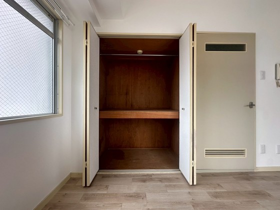 収納　※別号室の写真です