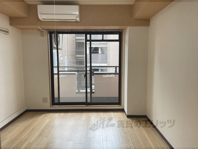 居室・リビング　居室