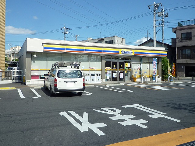 コンビニ　ミニストップ東和2丁目店（コンビニ）まで254m