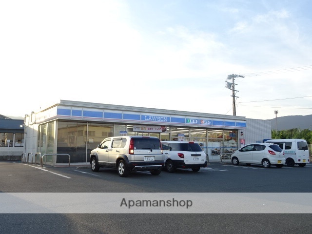 コンビニ　ローソン（コンビニ）まで182m