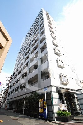 大阪市浪速区難波中のマンションの建物外観