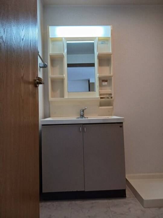 洗面設備　ドレッサー