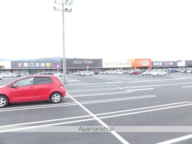 スーパー　ザ・ビッグエクストラ湖南店（スーパー）まで1349m
