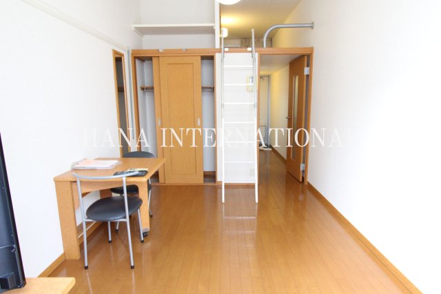 居室・リビング　※１階のみフローリングとなります