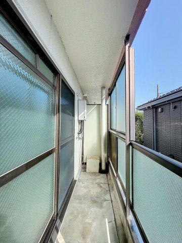 【入間市大字扇町屋のマンションのバルコニー】