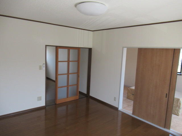 居室・リビング　広々９帖のリビング