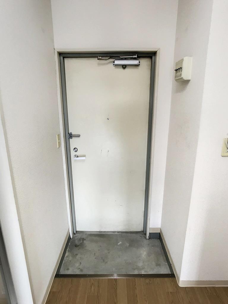 玄関　※他室参照