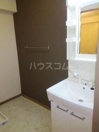 【千葉市花見川区幕張本郷のマンションの洗面設備】