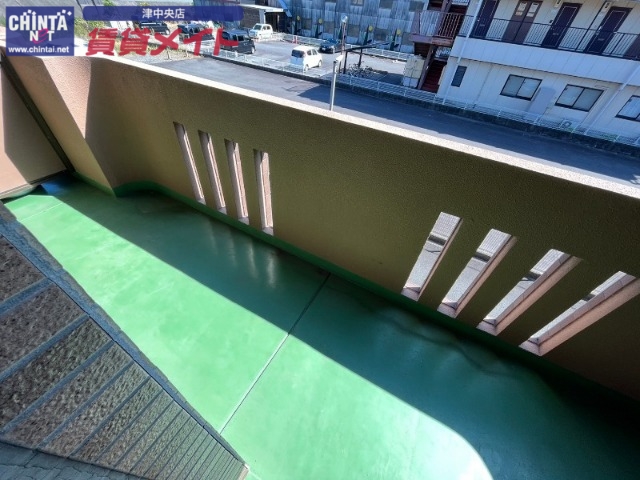 バルコニー　同型参考写真