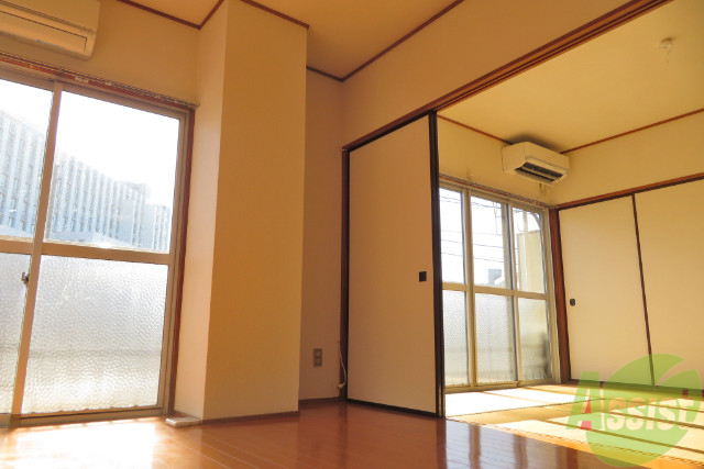 居室・リビング　南向き、和洋室の２Ｋのお部屋のご紹介です。