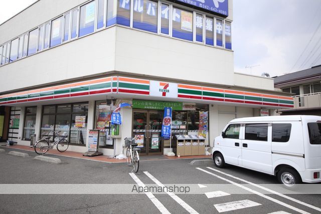 コンビニ　セブンイレブン（コンビニ）まで388m