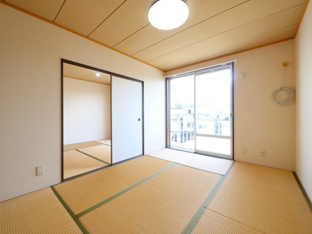 その他部屋・スペース　明るい和室です。