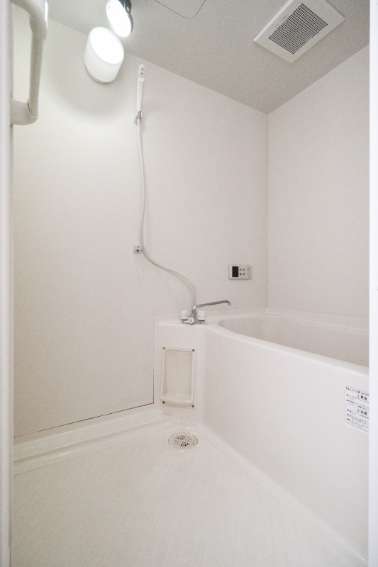 バス・シャワールーム　図面と現状に相違がある場合には現状を優先