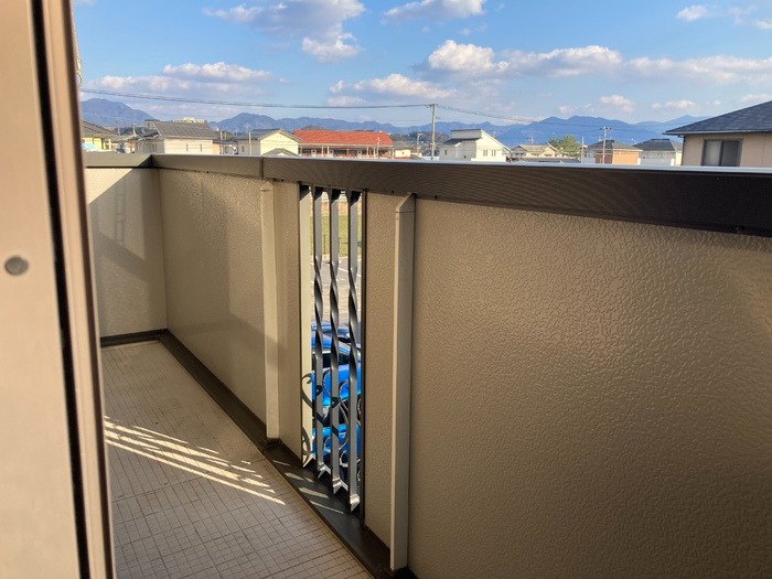 バルコニー　同物件別部屋イメージ