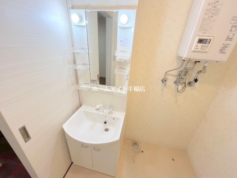 洗面設備　シャンプードレッサーで便利です♪