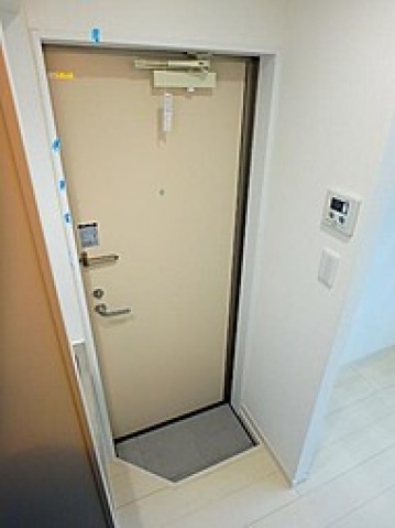 玄関　保証人不要