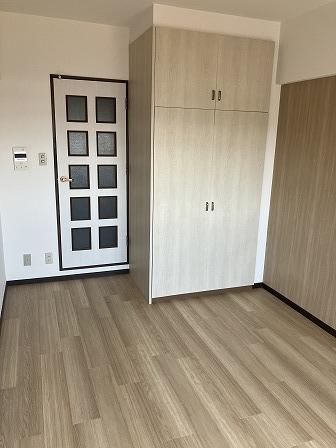 キッチン　洋室