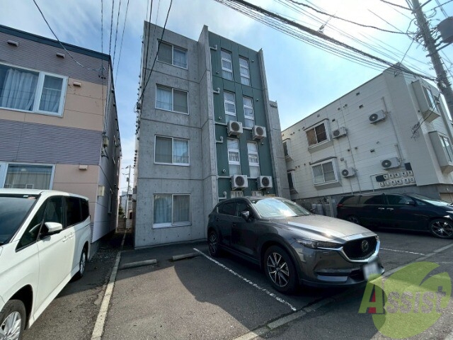 建物外観　札幌市東区北２５条東「クリスタルパレス」