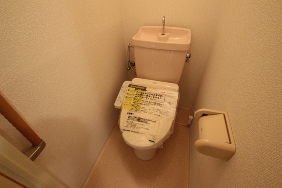 トイレ　※他部屋のお写真になります