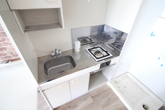 キッチン　※別部屋の写真です