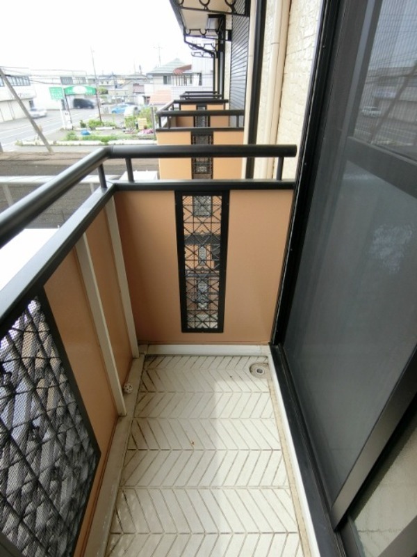 バルコニー　図面と現状に相違がある場合には現状を優先