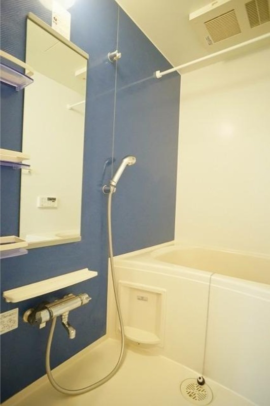 バス・シャワールーム　図面と現状に相違がある場合には現状を優先