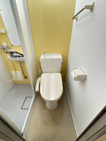 トイレ　☆温水洗浄暖房便座☆