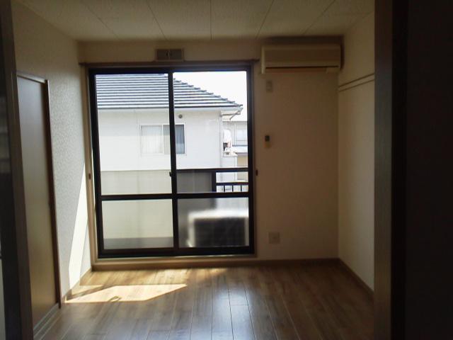 居室・リビング　洋室